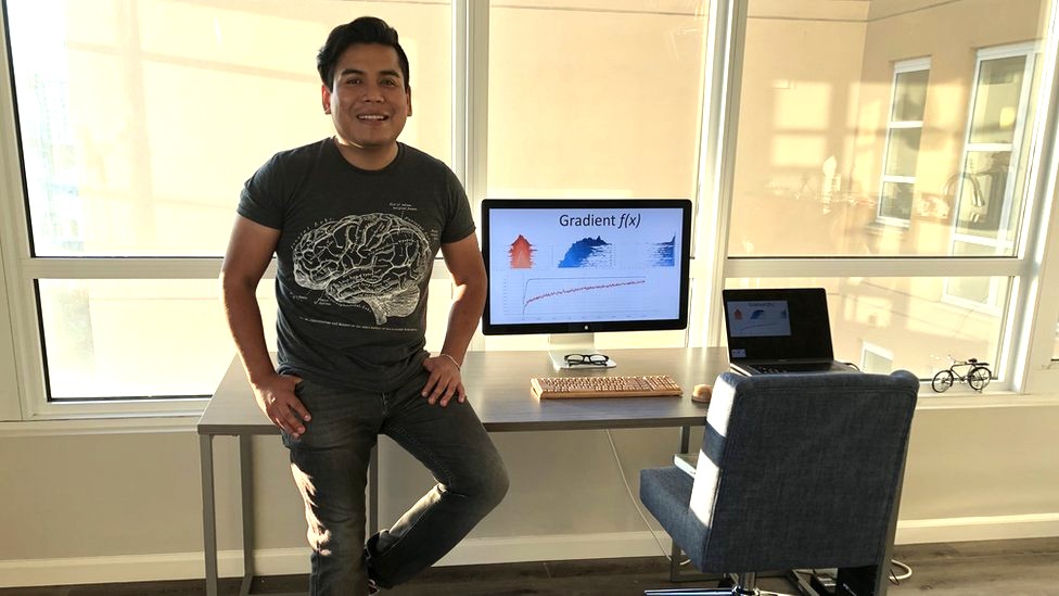  Entrenar IA desde el sur global: retos y aprendizajes de LatamGPT