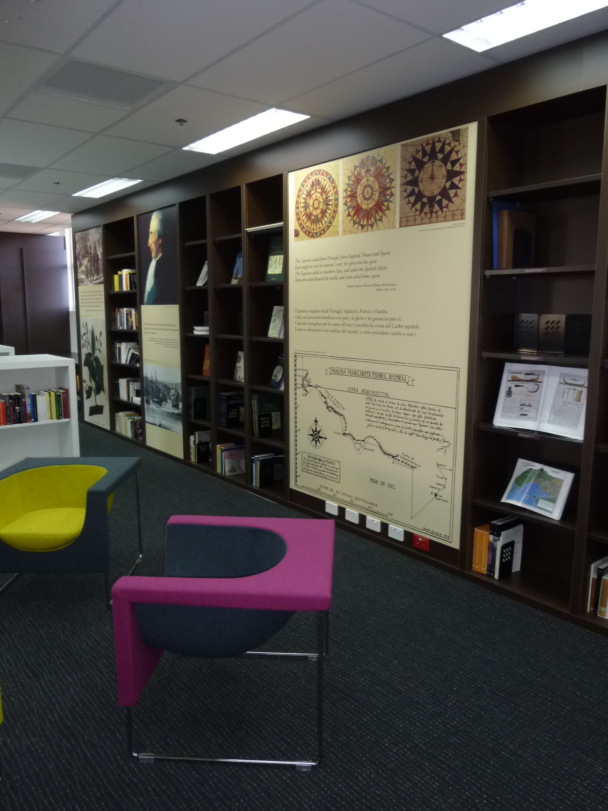 Apertura al público de la biblioteca y visita guiada