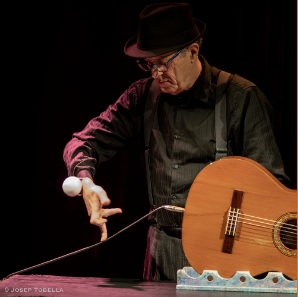 «... Point» de Jordi Bertran en el Festival Internacional de Títeres de Kalamata y Taller Mairiví de Atenas