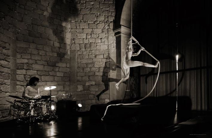 Breach, de Som Noise