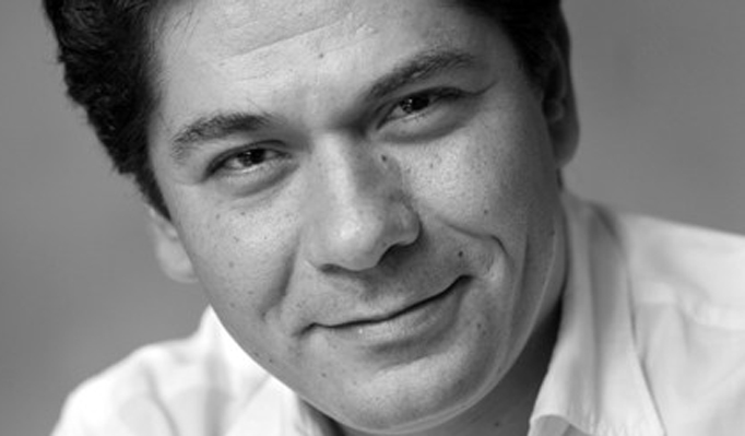 Juan Pablo Villalobos in Conversation with Josh Bazell