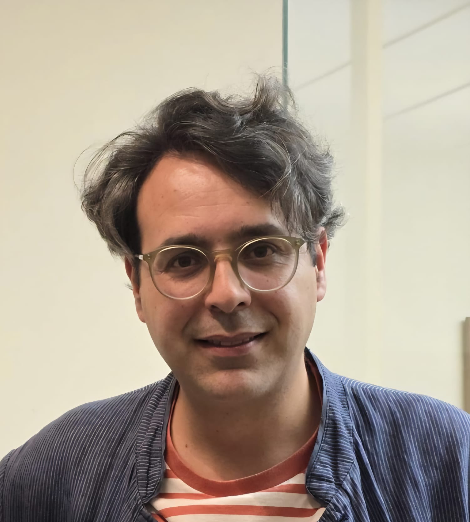 Encuentro con el escritor Mohamed El Morabet