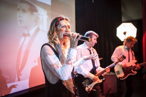 Cultura POP española. Historia hiszpańskiego POPu. 