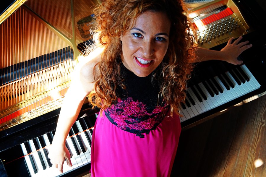 Lilia Salsano Anglo-Tango: A Piano Recital of Tangos by British Composers