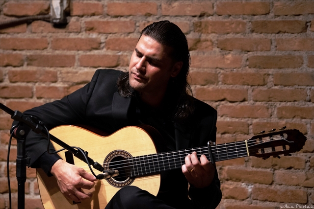 Guitarra Flamenca: Guardo en mis cinco sentidos