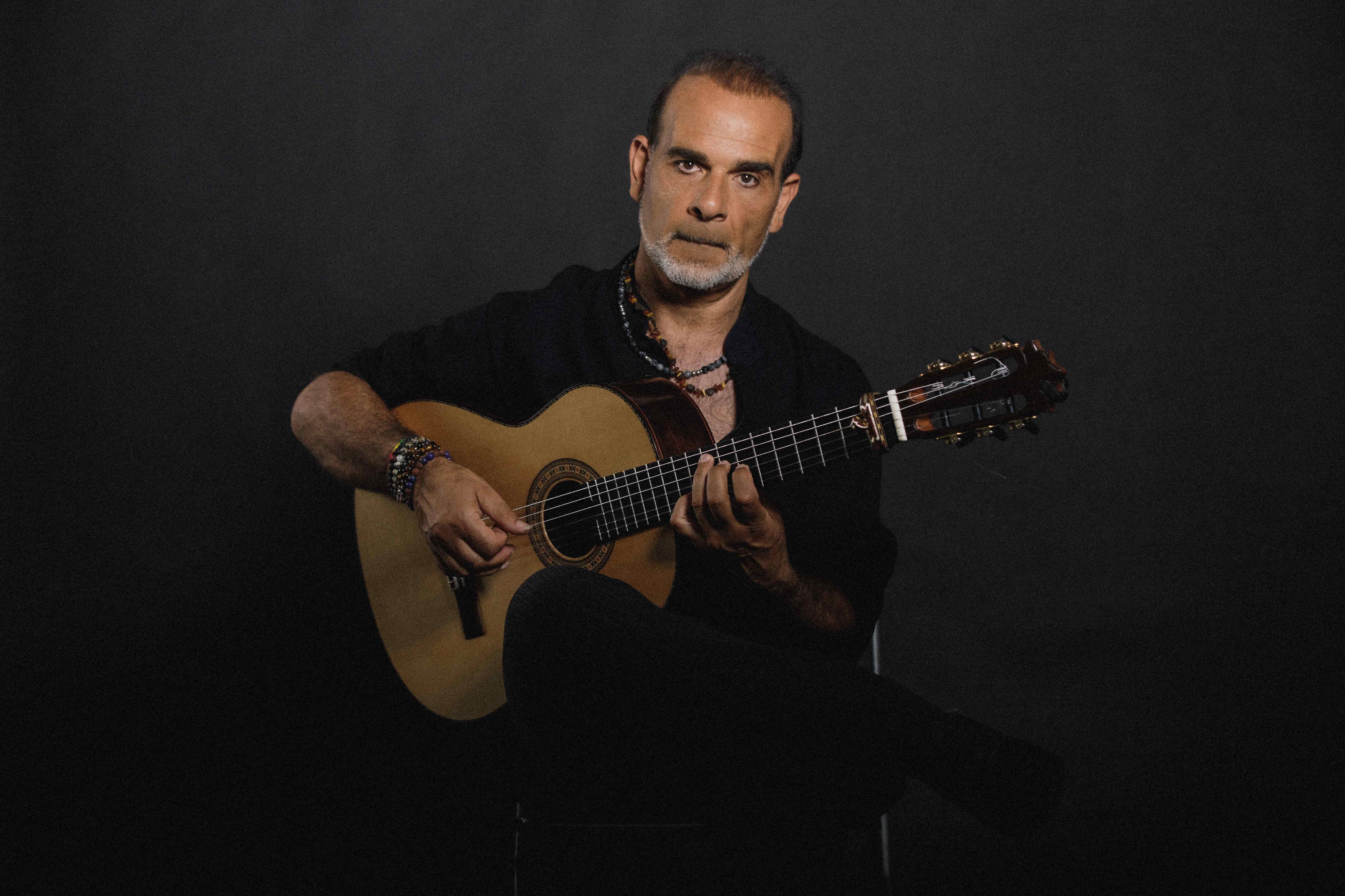Juan Carmona Live