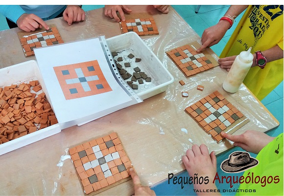 Piccoli archeologi. Laboratorio on line di mosaici romani da Carranque a Casale