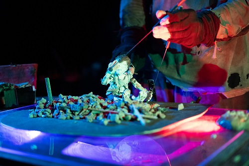 «El caminante» de David Zuazola