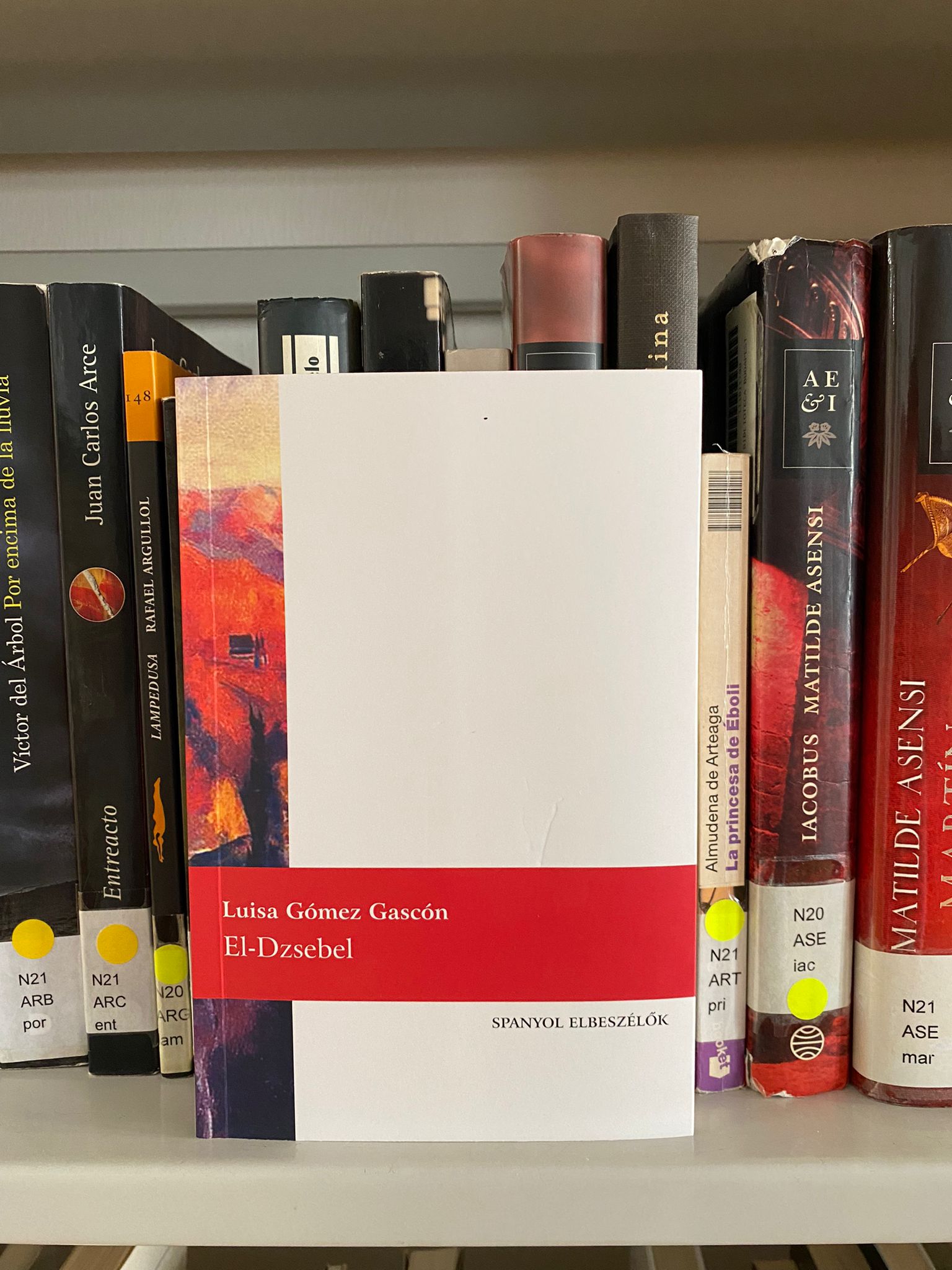 Diálogos: relatos de Luisa Gómez Gascón