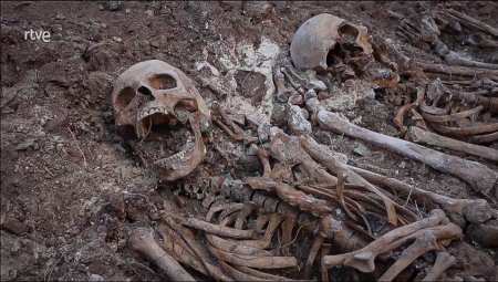 Mapa audiovisual de fosas: «El país de las 6.000 fosas»