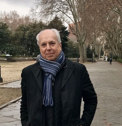 Yo no tengo la culpa de haber leído a Mendicutti, en homenaje al escritor