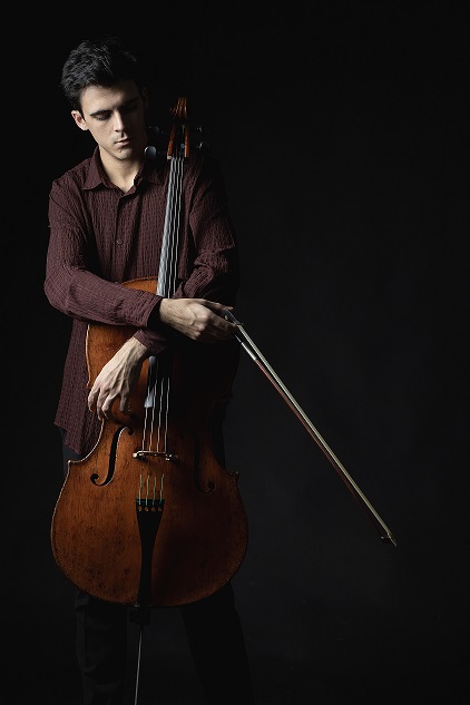 Cello Solo, con  Carlos Vidal