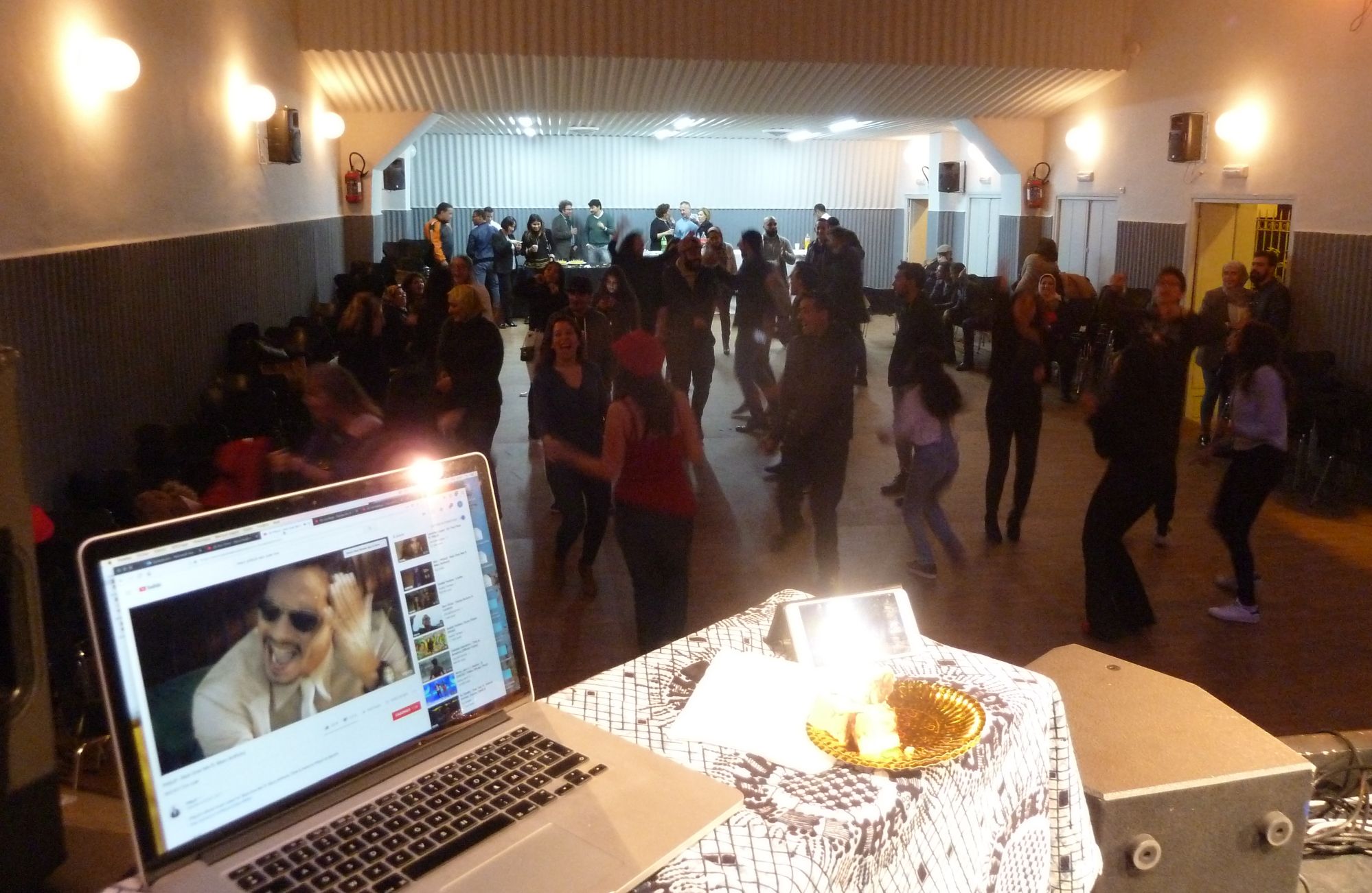 Fiesta de fin de curso para los estudiantes del Instituto Cervantes