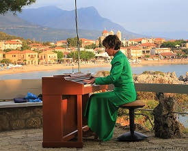 Piezas esenciales e irrepetibles, música española para piano