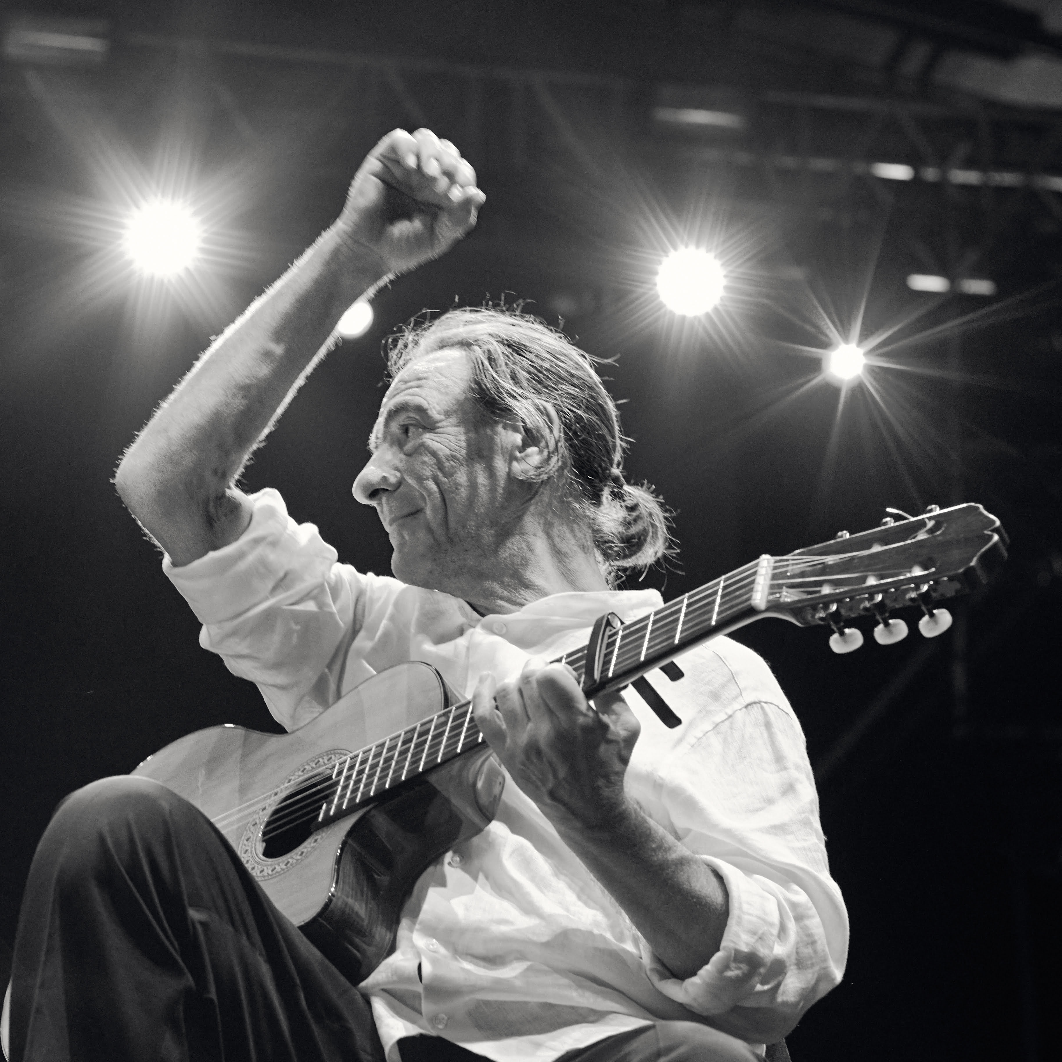 La saga de los Moyano: música, literatura y memoria