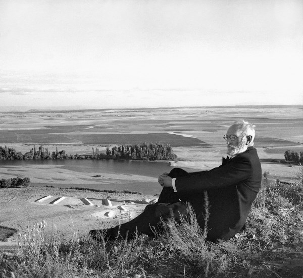 Paisajes literarios y escritores en la fotografía de José Suárez