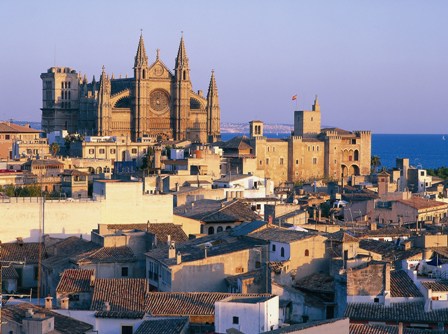 (Alb-)Traum Mallorca. Literaten und der Faschismus der 1930er Jahre an einem deutschen Sehnsuchtsort 