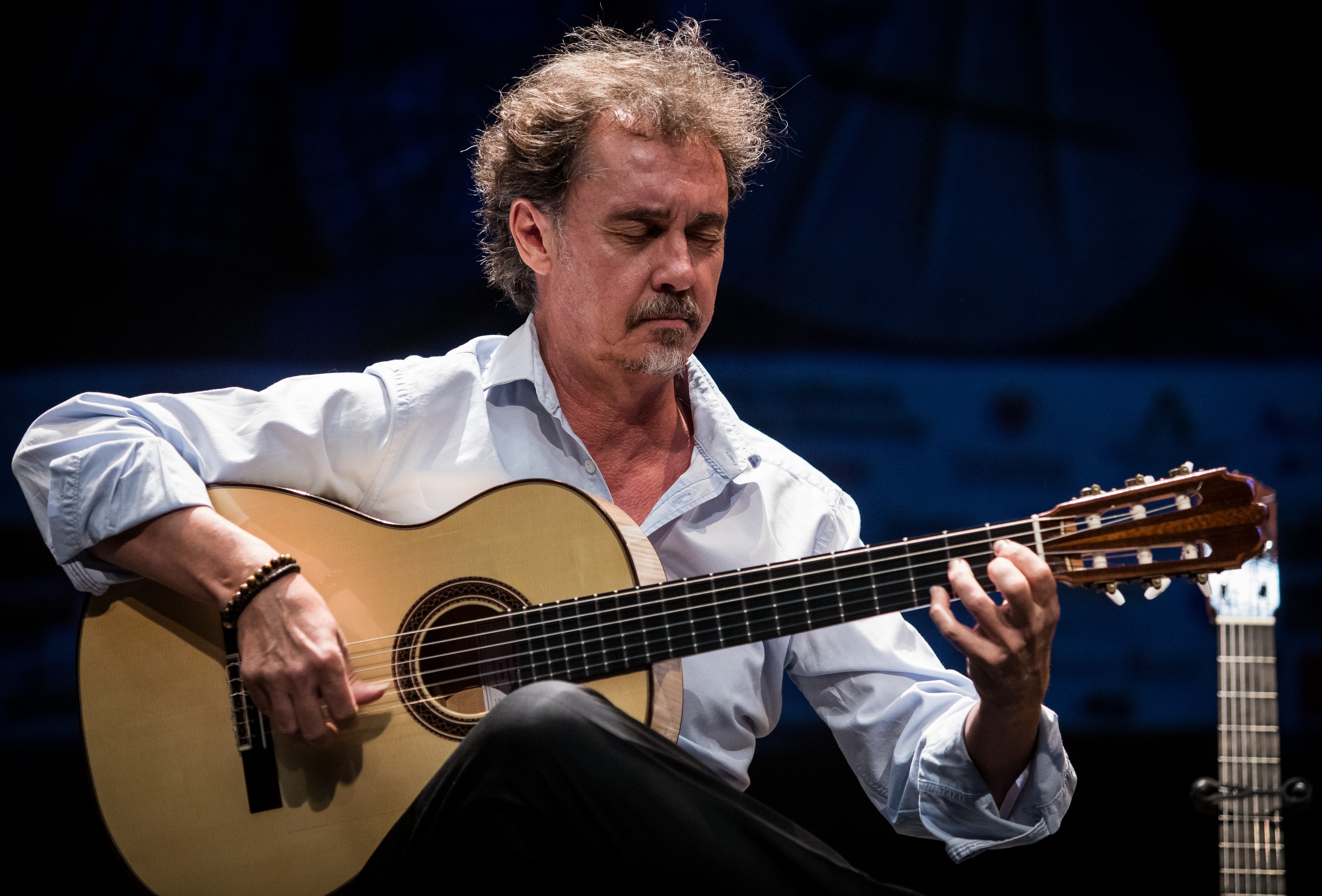 Paco Serrano: guitarra flamenca