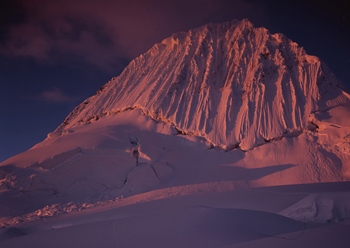 Desafíos de la naturaleza: Nevados de los Andes peruanos