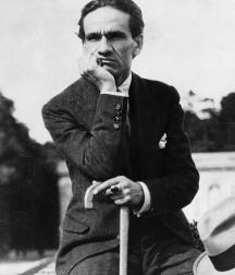 Vallejo à l'occasion du 80ème anniversaire de sa mort et du 100ème anniversaire de "Los Heraldos negros"