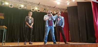 Científicos sobre ruedas: talleres y monólogos científicos teatralizados