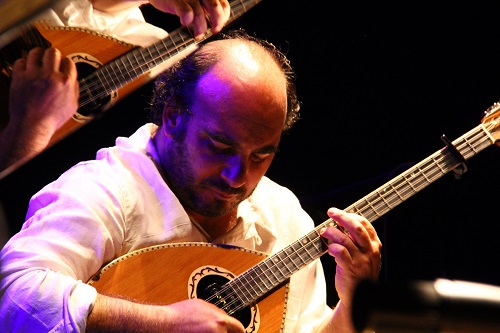Alexandros Tefarikis: koncert na buzuki i gitarę