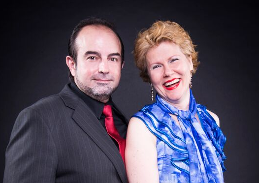 Jordi Quelart y Karin Uzun en concierto