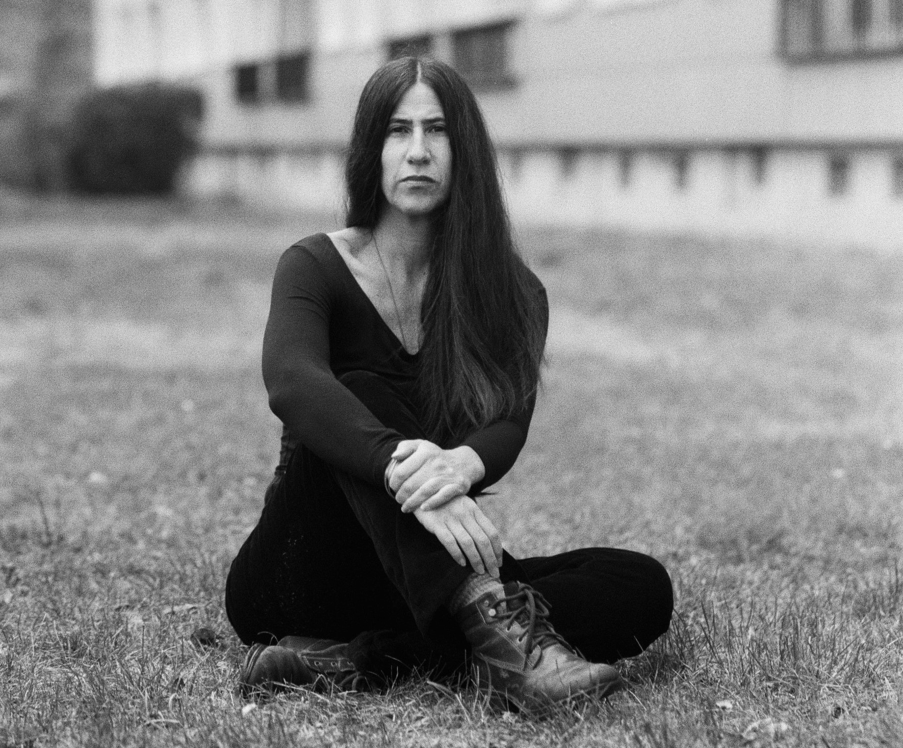 Franja de luz lejana, con Tania Favela