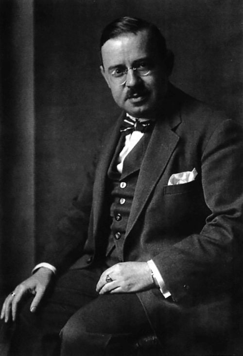 Homenaje a August Liebmann Mayer