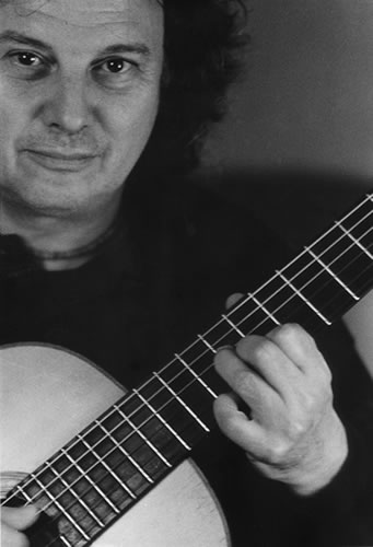 Toti Soler en concierto