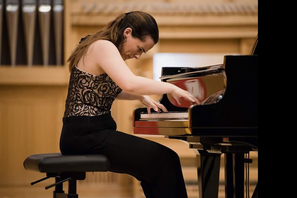 Marta Leiva - Spanische und deutsche Weltklassiker am Klavier 